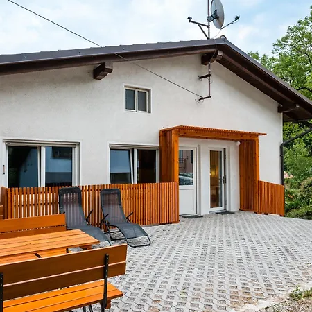 Apartmaji Skalabon - Milena Kanal